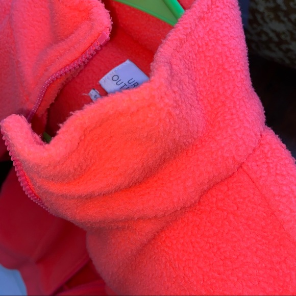 NWOT Urban Outfitters Fleece Zip Up Sweater Pink - Picture 4 of 5